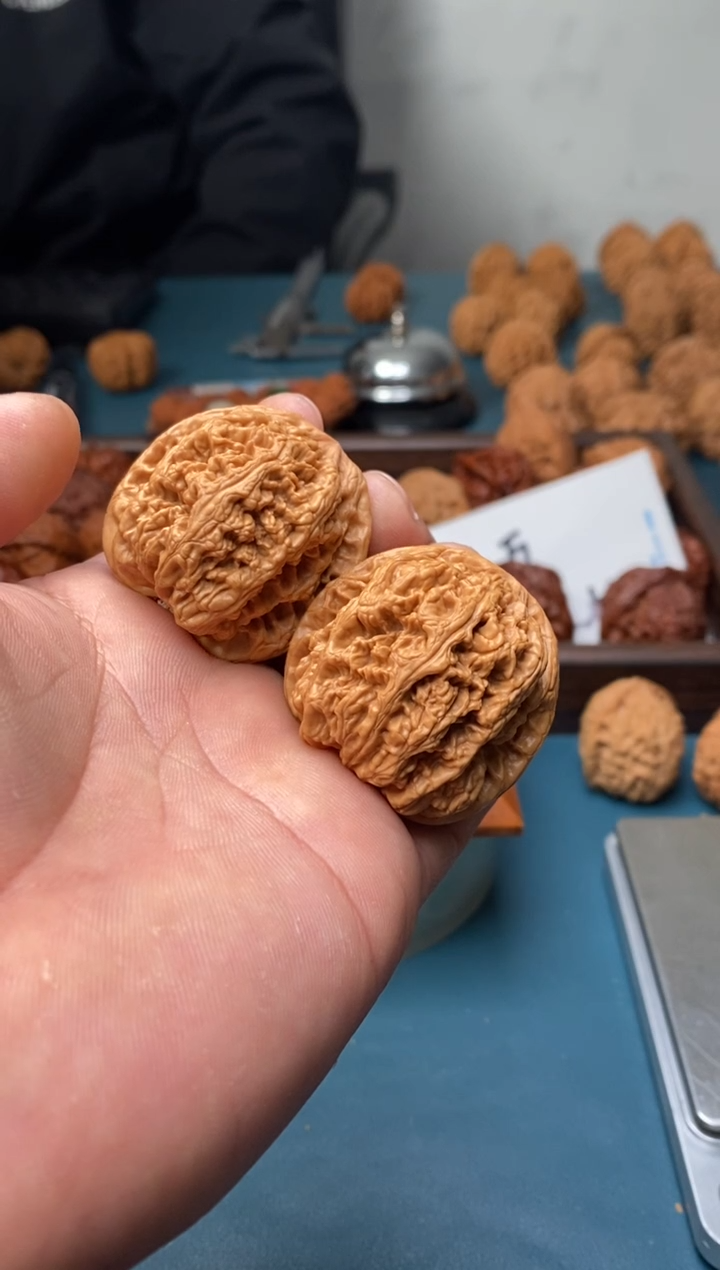 把件文玩核桃大粗筋679