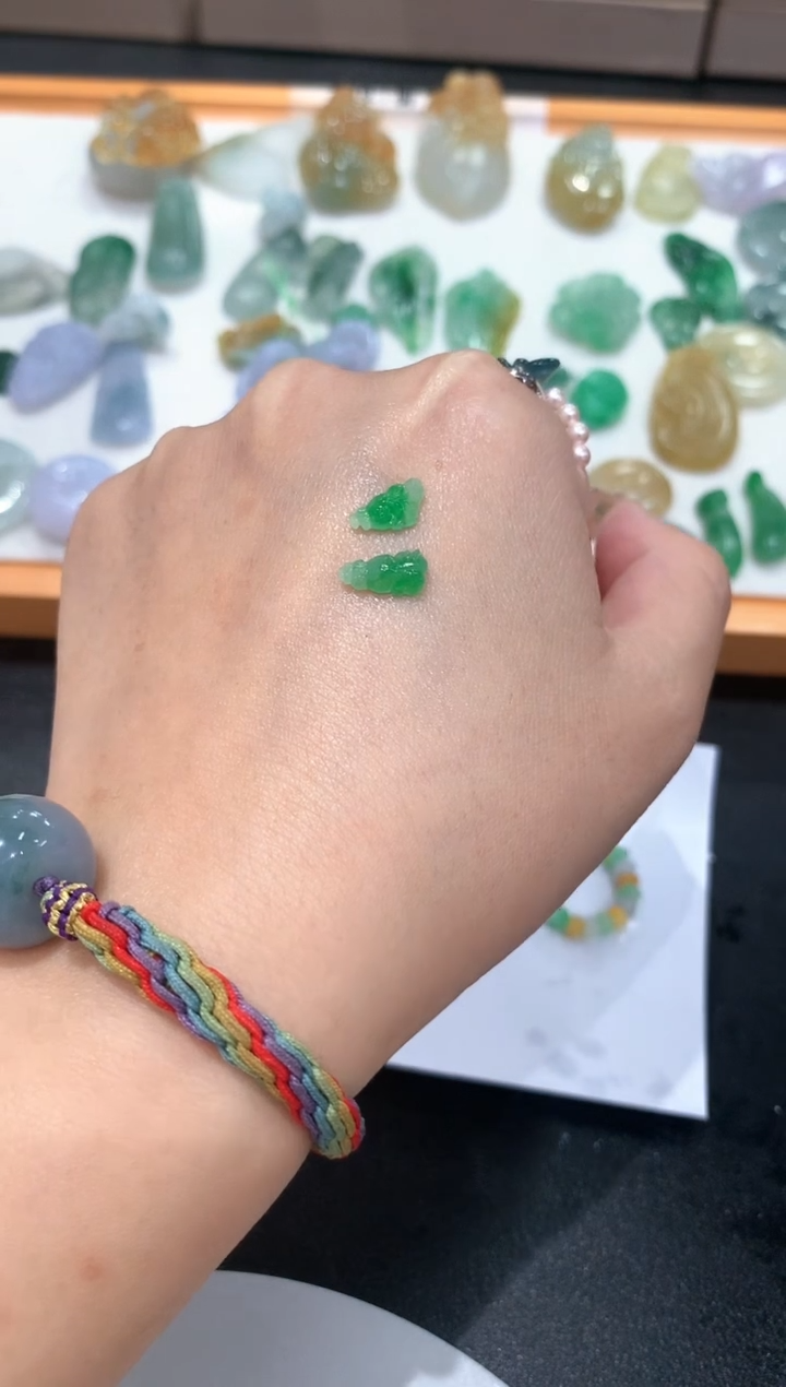定制翡翠未镶嵌翡翠