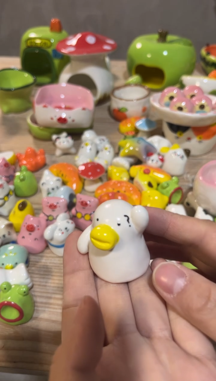 373手工手绘陶瓷品