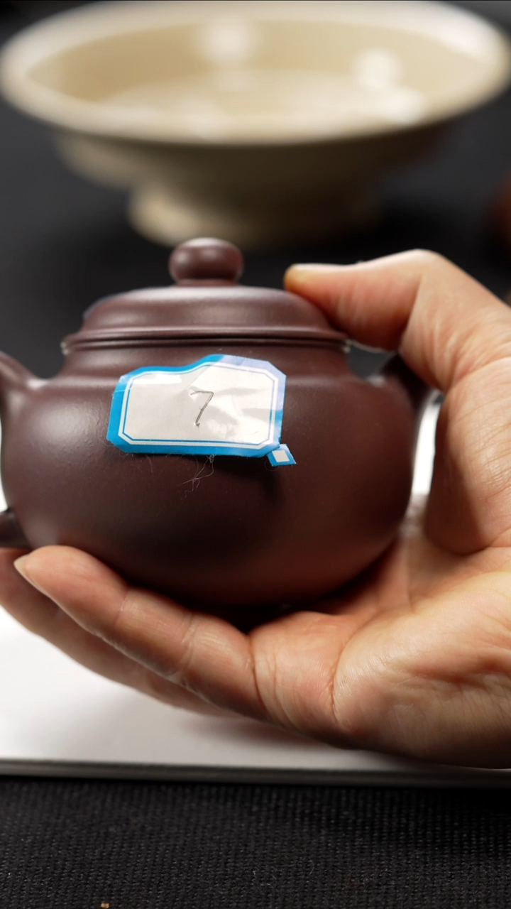 茶壶紫砂元***。微瑕紫砂壶7