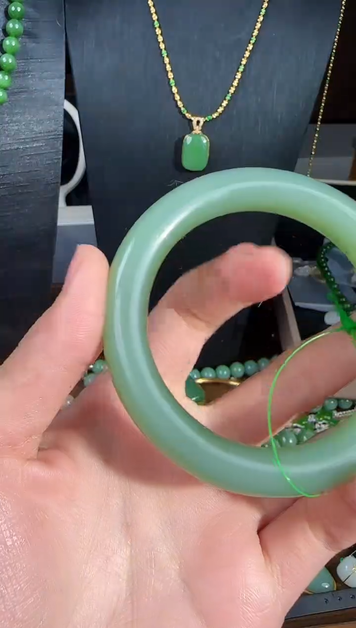 未镶嵌手镯和田玉S***y1