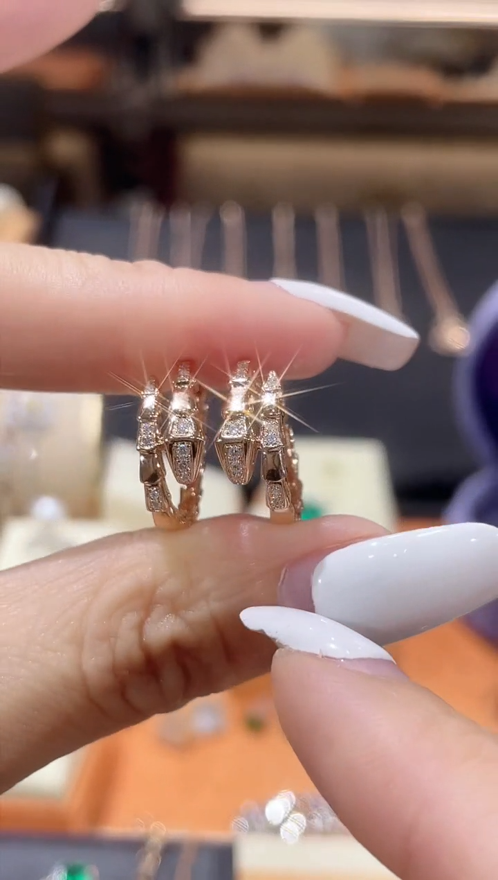 【闪购商品】钻石耳饰18K金镶嵌耳饰