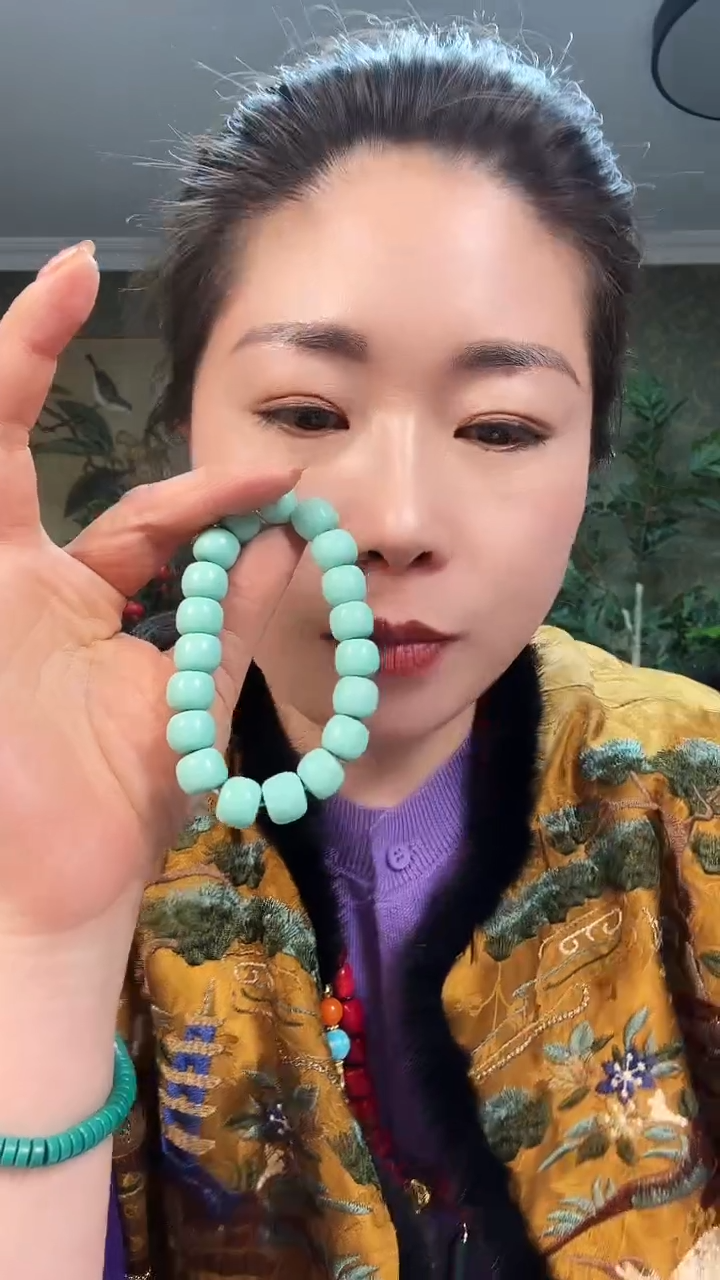 【闪购商品】树脂制品0000000T275