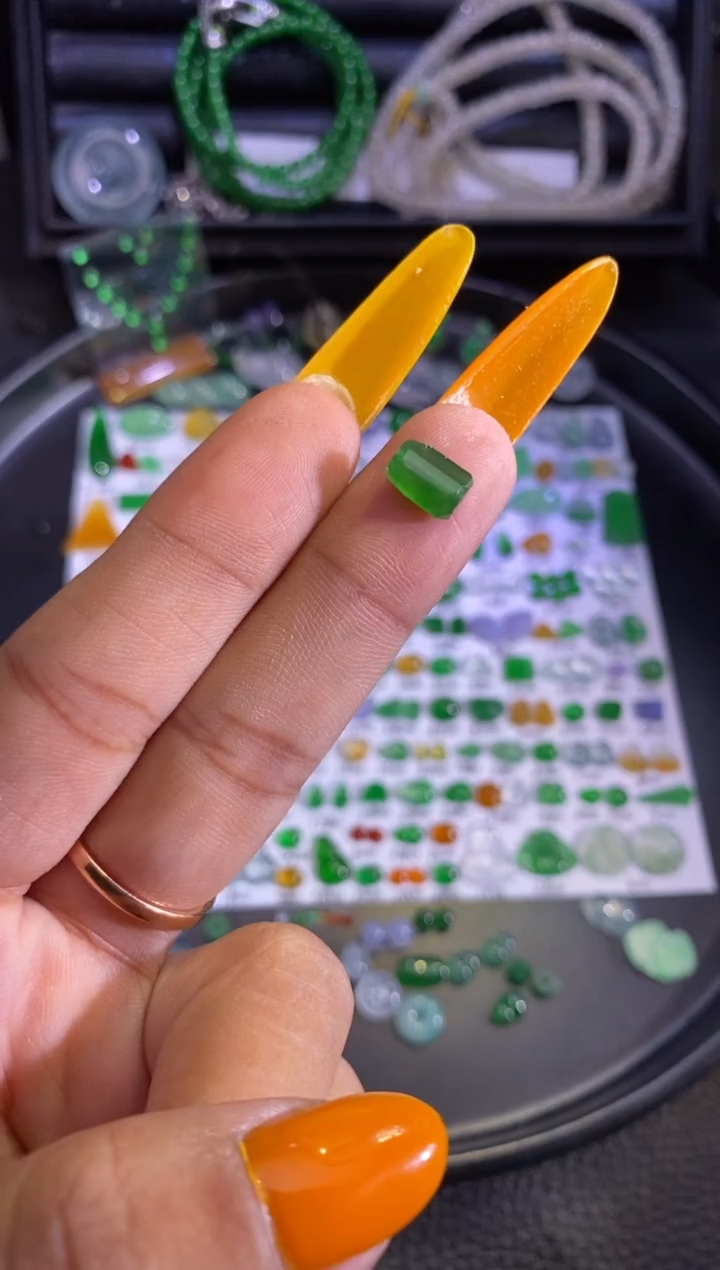 未镶嵌挂件翡翠珠子