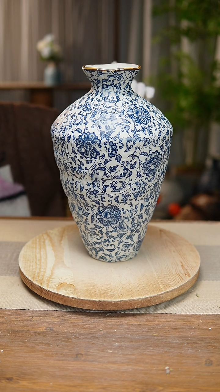 【闪购商品】陶瓷 花器青花瓷缠枝莲高脚