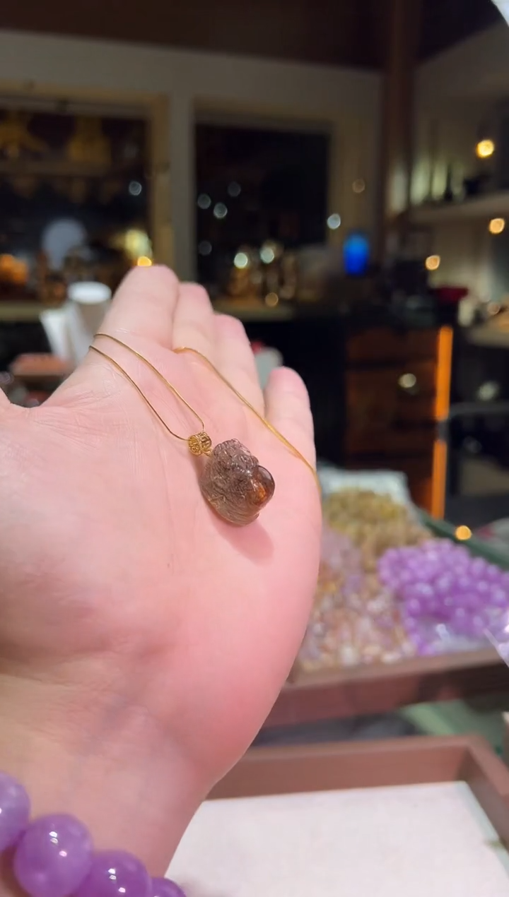 吊坠(赠链)未镶嵌水晶黑金超七貔貅吊坠（多样性发一）