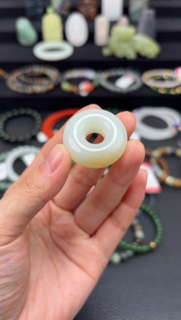 未镶嵌和田玉挂件扣子挂件