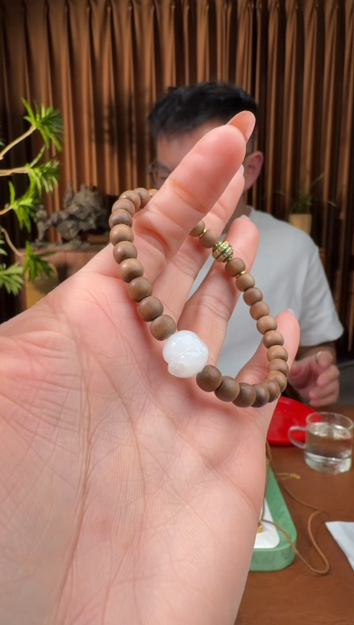 颈饰未镶嵌和田玉97巴哥12.30多样性发货拍一发一