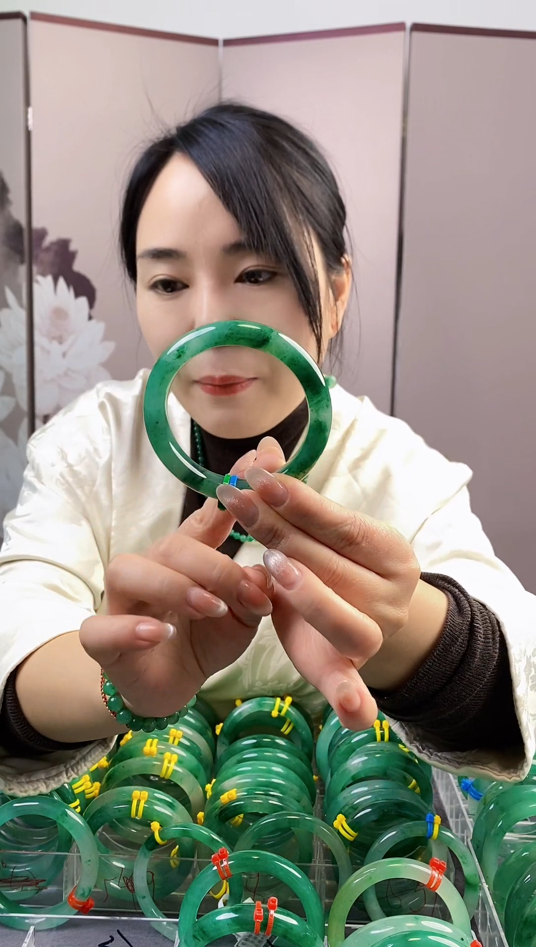 【闪购商品】石英质玉手镯未镶嵌5