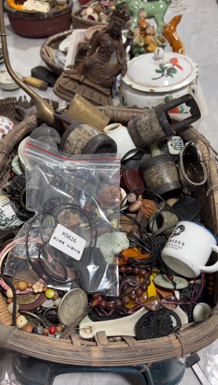 雨**潇秒拍秒付闪购瓷铜摆件