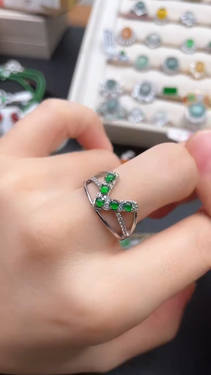 银S925镶嵌戒指翡翠1