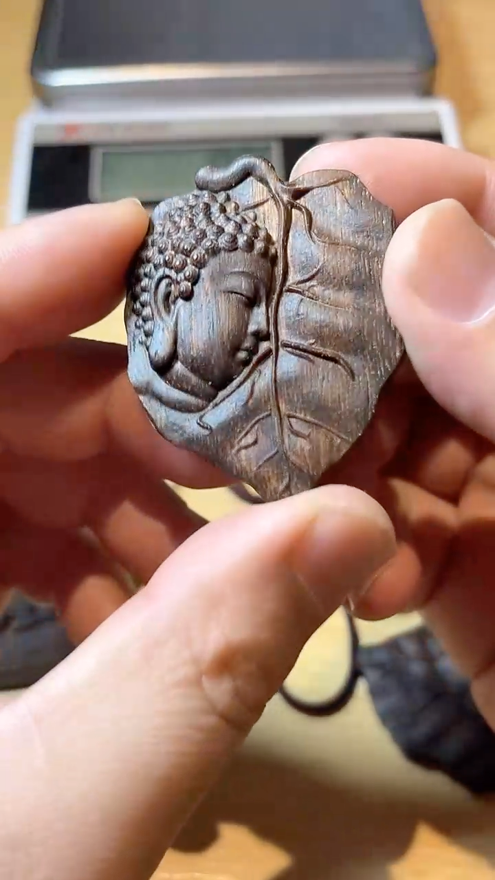 【闪购商品】檀香木精品推荐红土白q大叶佛