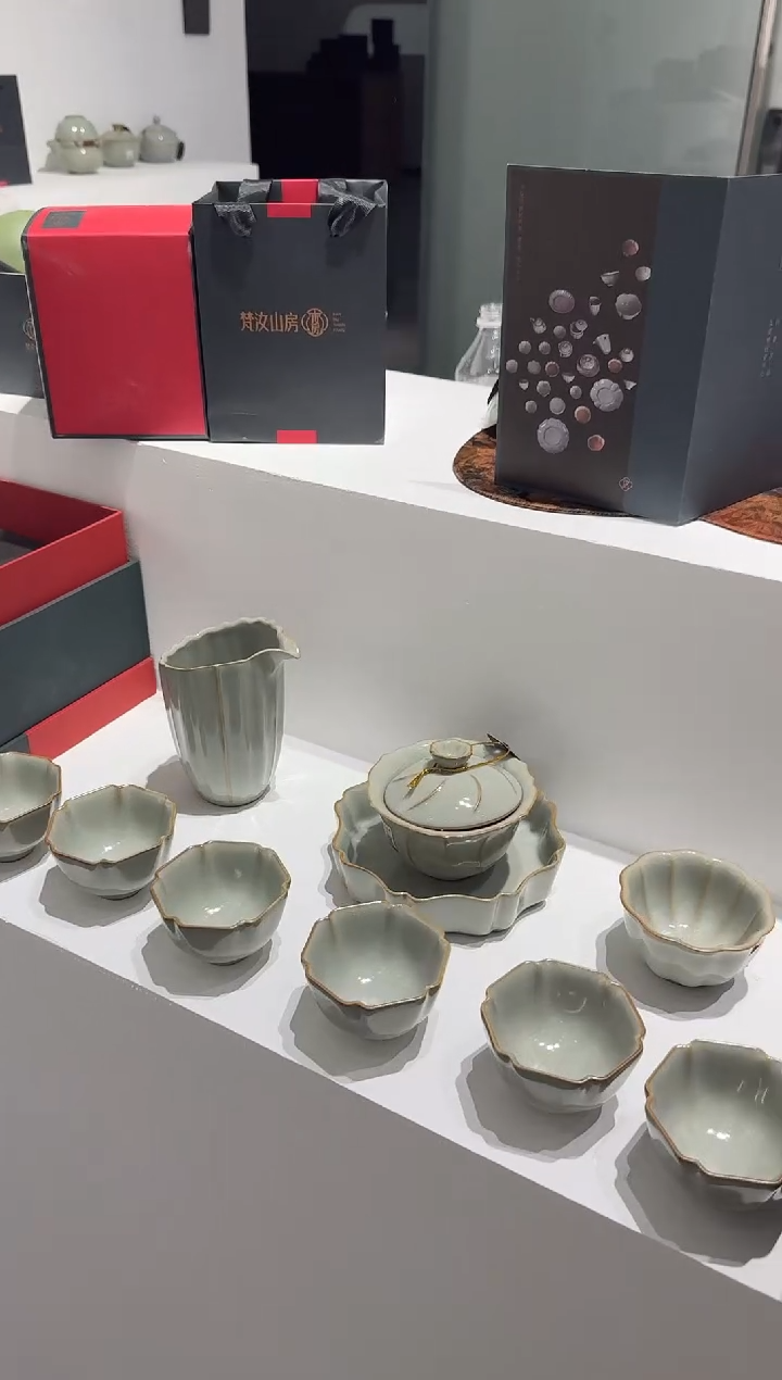 【闪购商品】小乔推荐如图所示