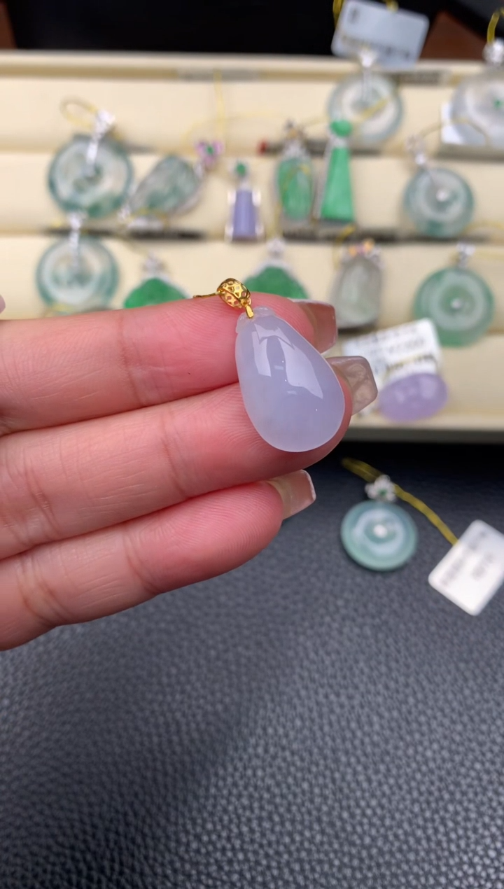 【闪购商品】翡翠颈饰18K金镶嵌D791......