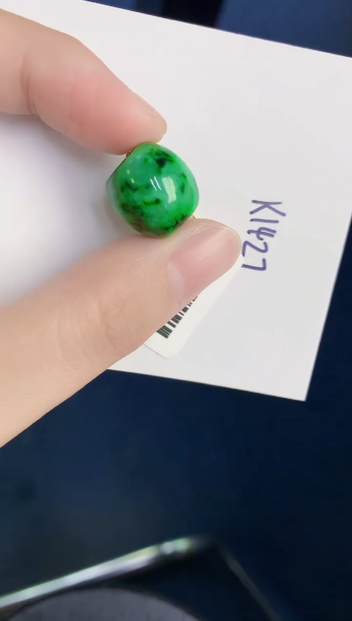 颈饰未镶嵌翡翠天然翡翠缅甸A货