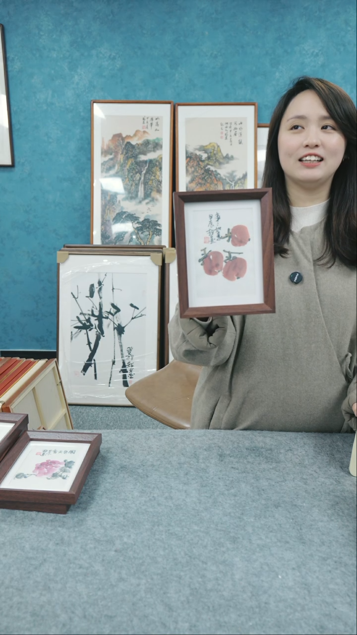 【闪购商品】国画8寸郑志超老师木质摆台