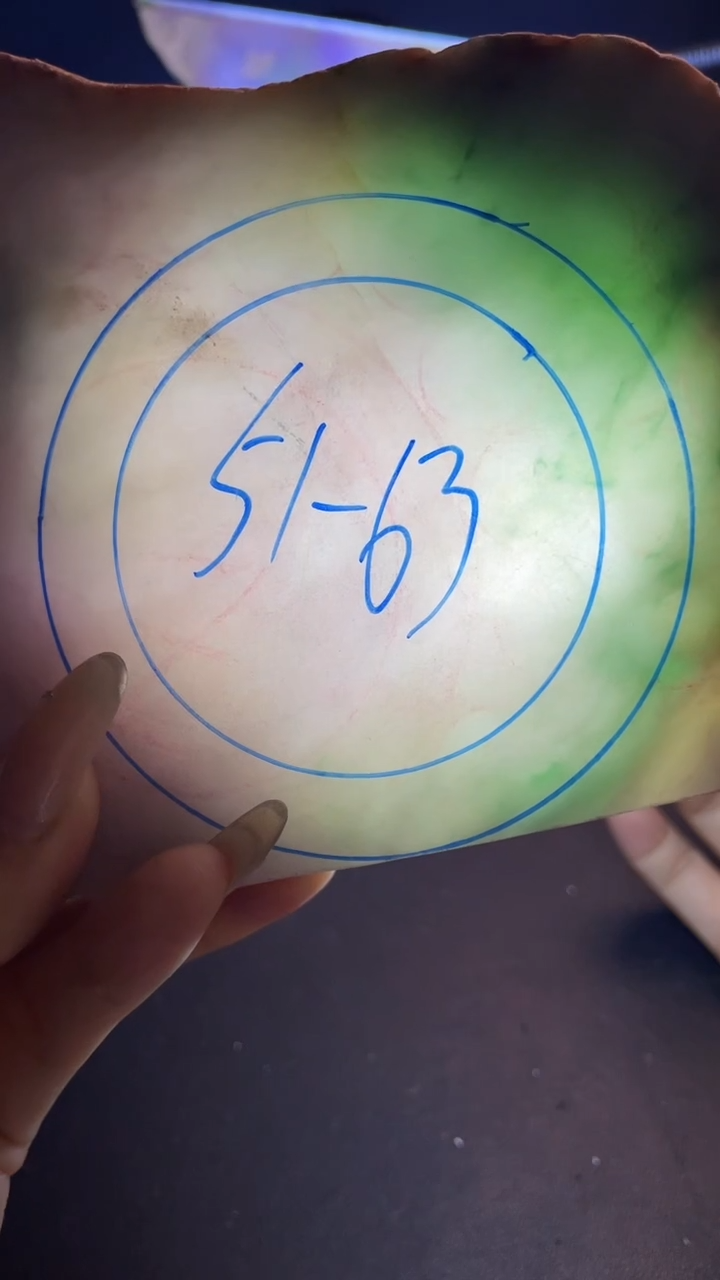 未镶嵌手镯定制翡翠天**福翡翠