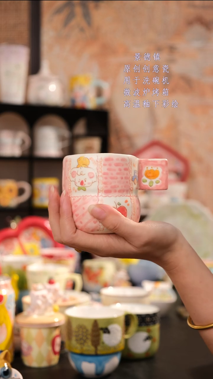 摆件景德镇手工手绘设计师款