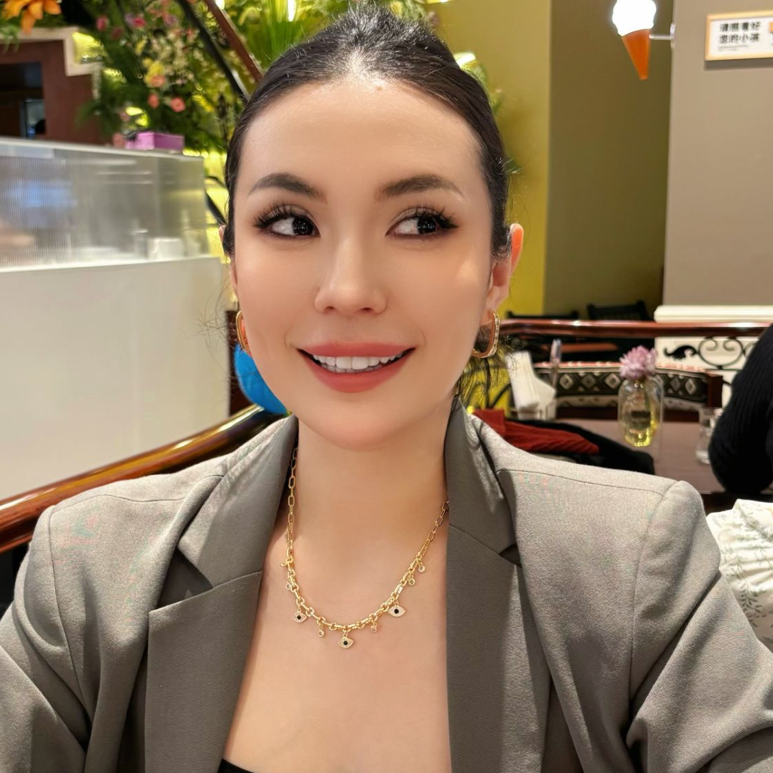 铜合金吊坠 气质款蓝眼睛吊坠款项链