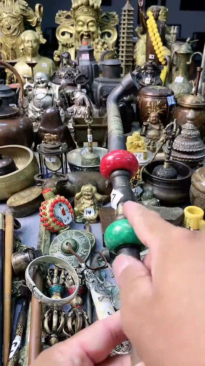 鸿兴工艺摆件彩环锅子