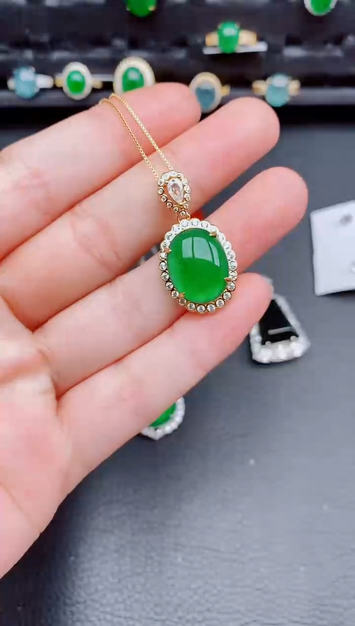 【闪购商品】翡翠颈饰银S925镶嵌天然a货翡翠271