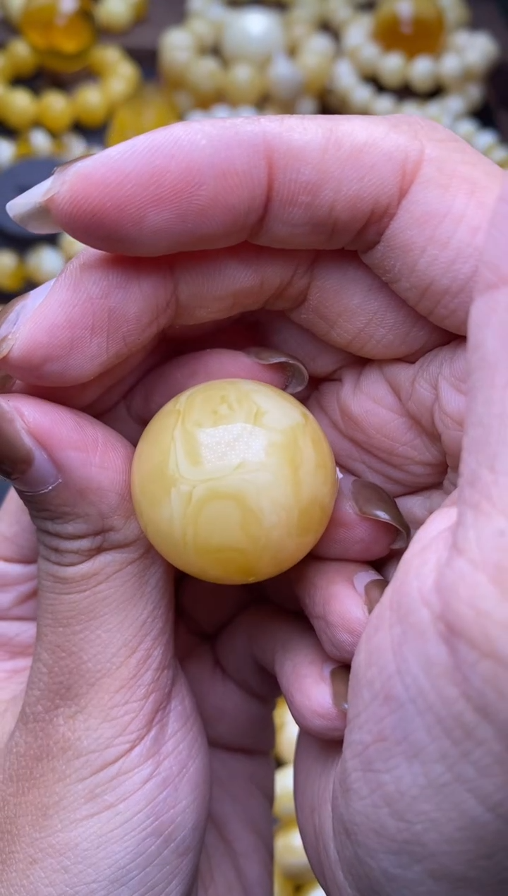 【闪购商品】琥珀裸石未镶嵌 大小姐珠宝严选108
