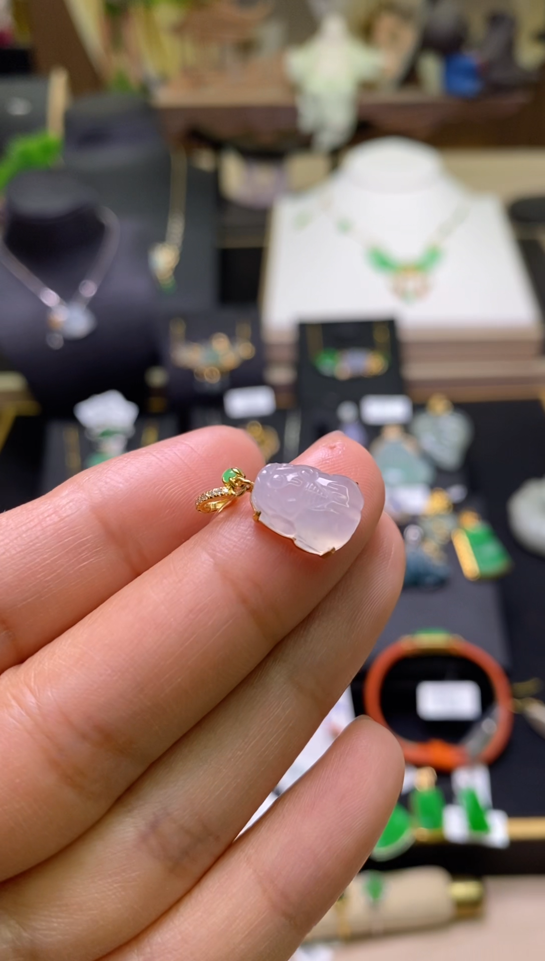 【闪购商品】翡翠颈饰18K金镶嵌净货16115