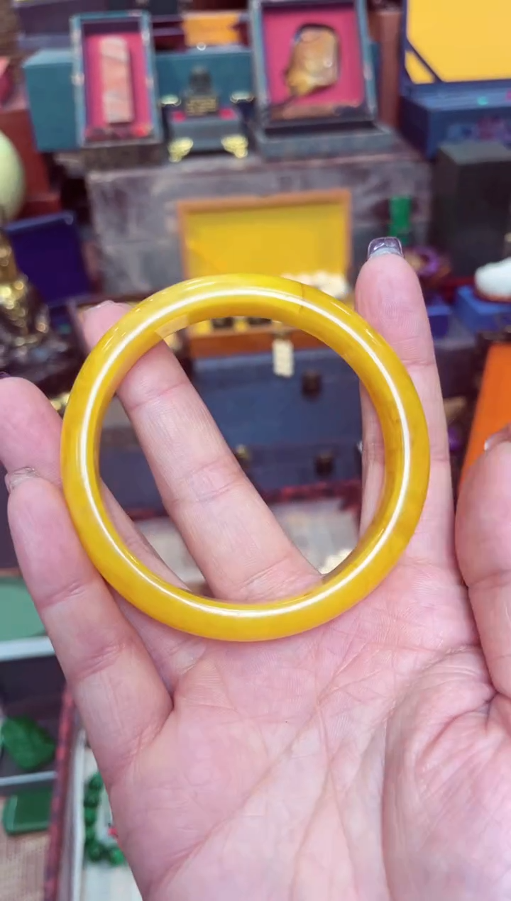 【闪购商品】蜜蜡手镯未镶嵌           