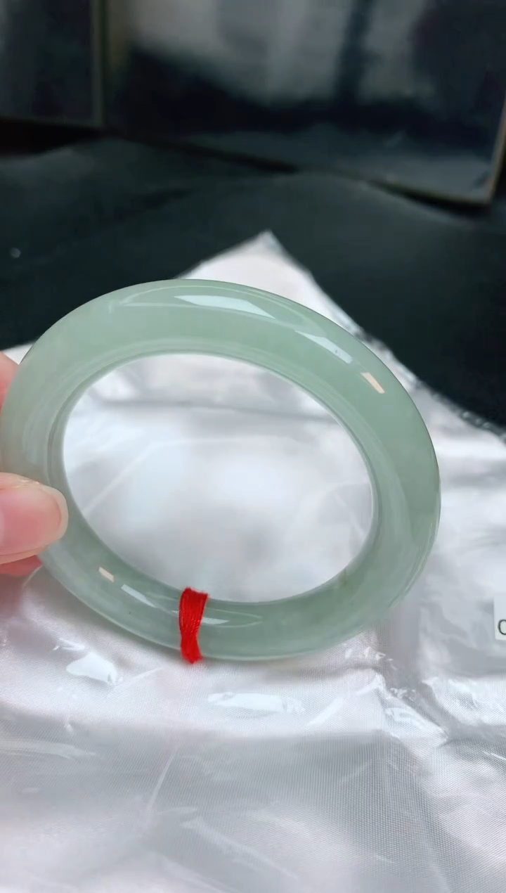 【闪购商品】翡翠手镯未镶嵌缅甸天然A货翡翠手镯