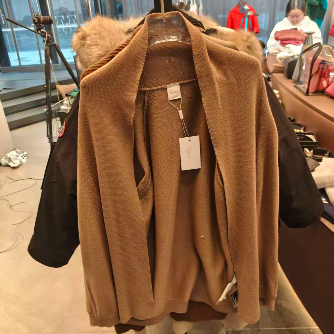 99新 MaxMara MaxMara深卡其羊毛开衫