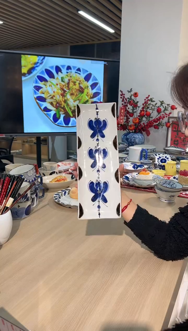 【闪购商品】瓷片（B）风轮花 长方形盘