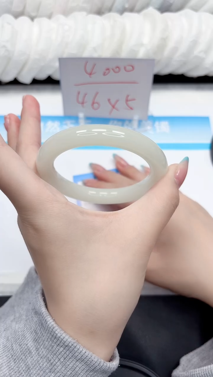 石英质玉手镯未镶嵌60-60