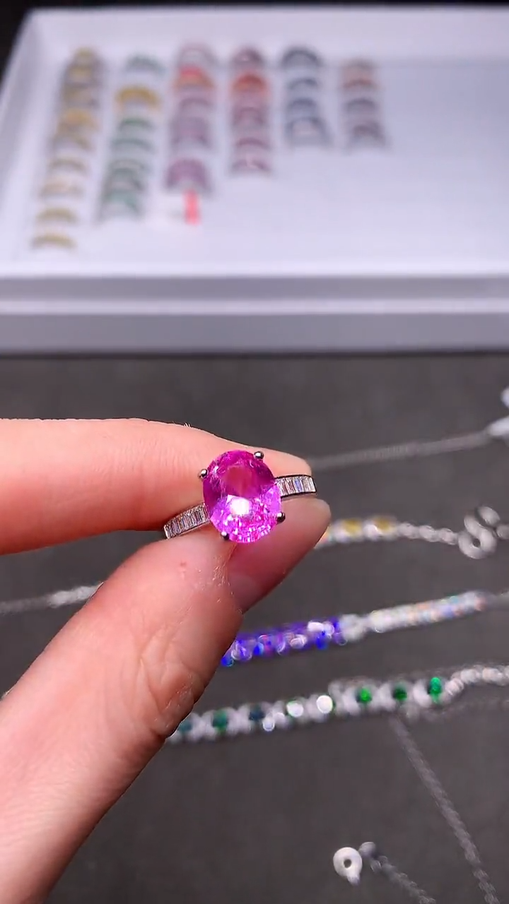 【闪购商品】彩色蓝宝石戒指银S925镶嵌······