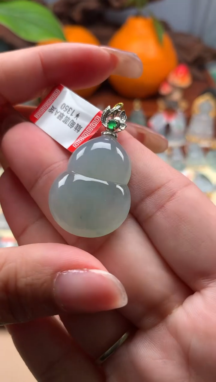 【闪购商品】翡翠颈饰18K金镶嵌葫芦