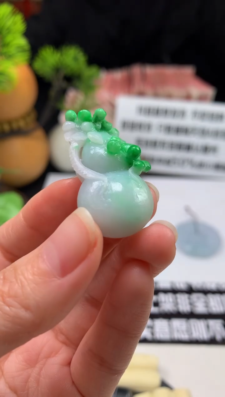 未镶嵌定制翡翠静**华---120187