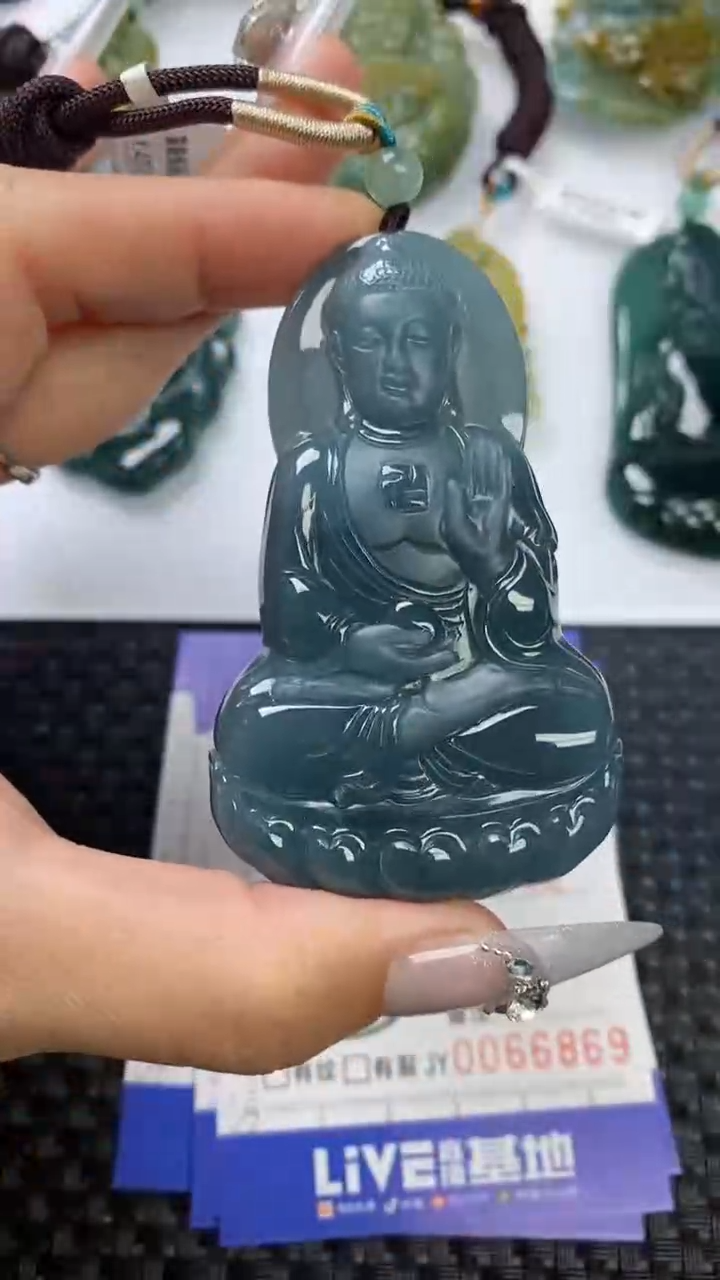 【闪购商品】翡翠颈饰未镶嵌1111111111111111