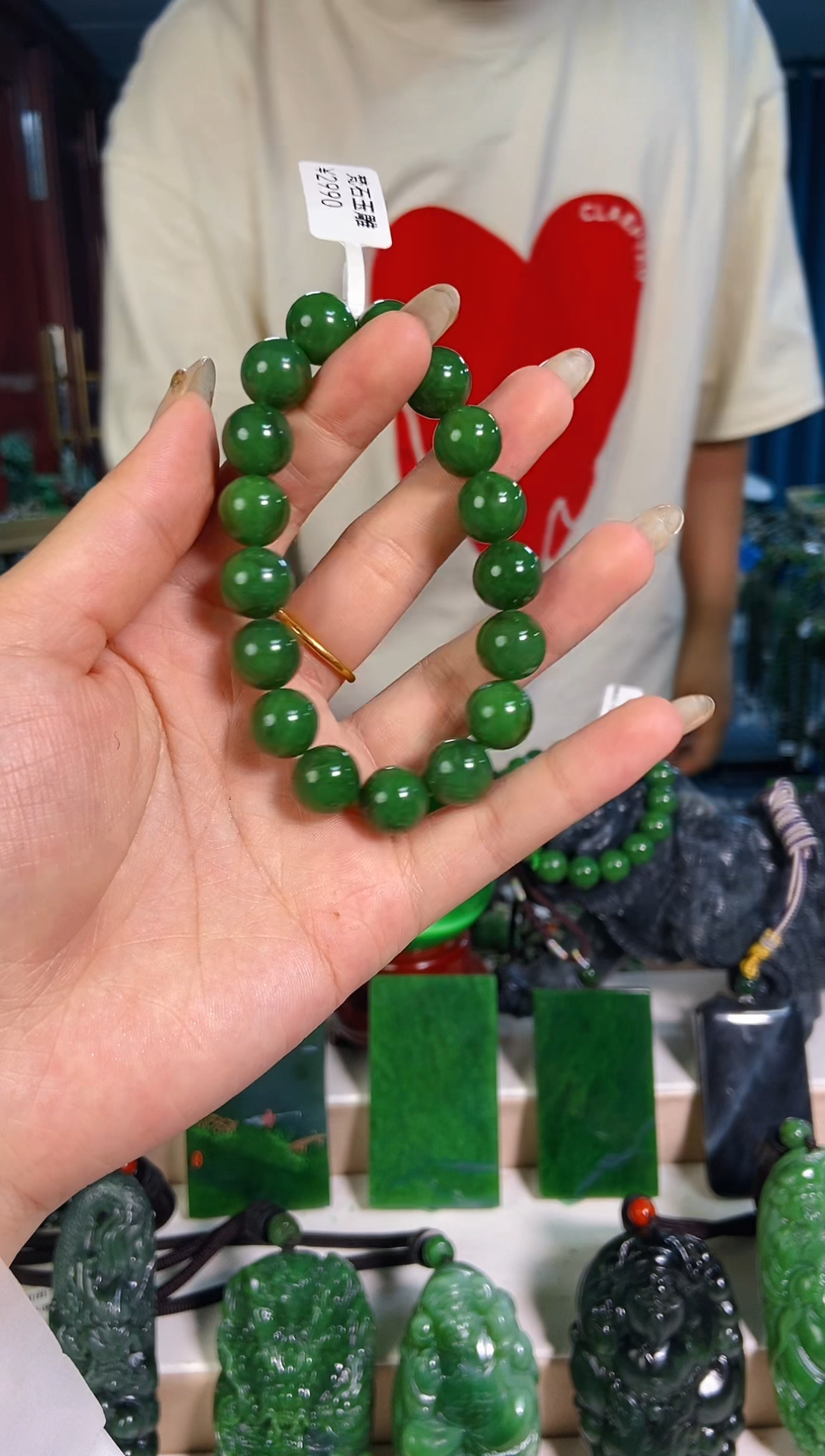 和田玉未镶嵌颈饰1