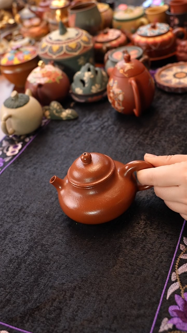 茶壶紫砂朱泥光素容天