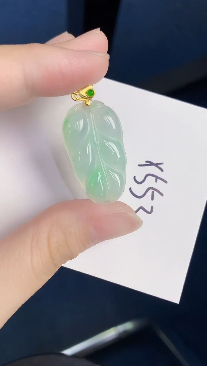 颈饰未镶嵌翡翠天然翡翠缅甸A货