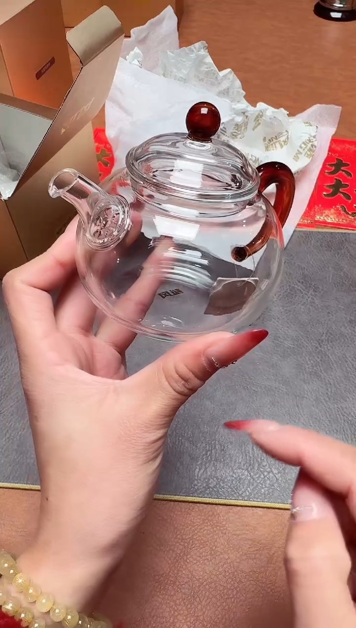 【闪购商品】风谜真彩樽悦壶琥珀色