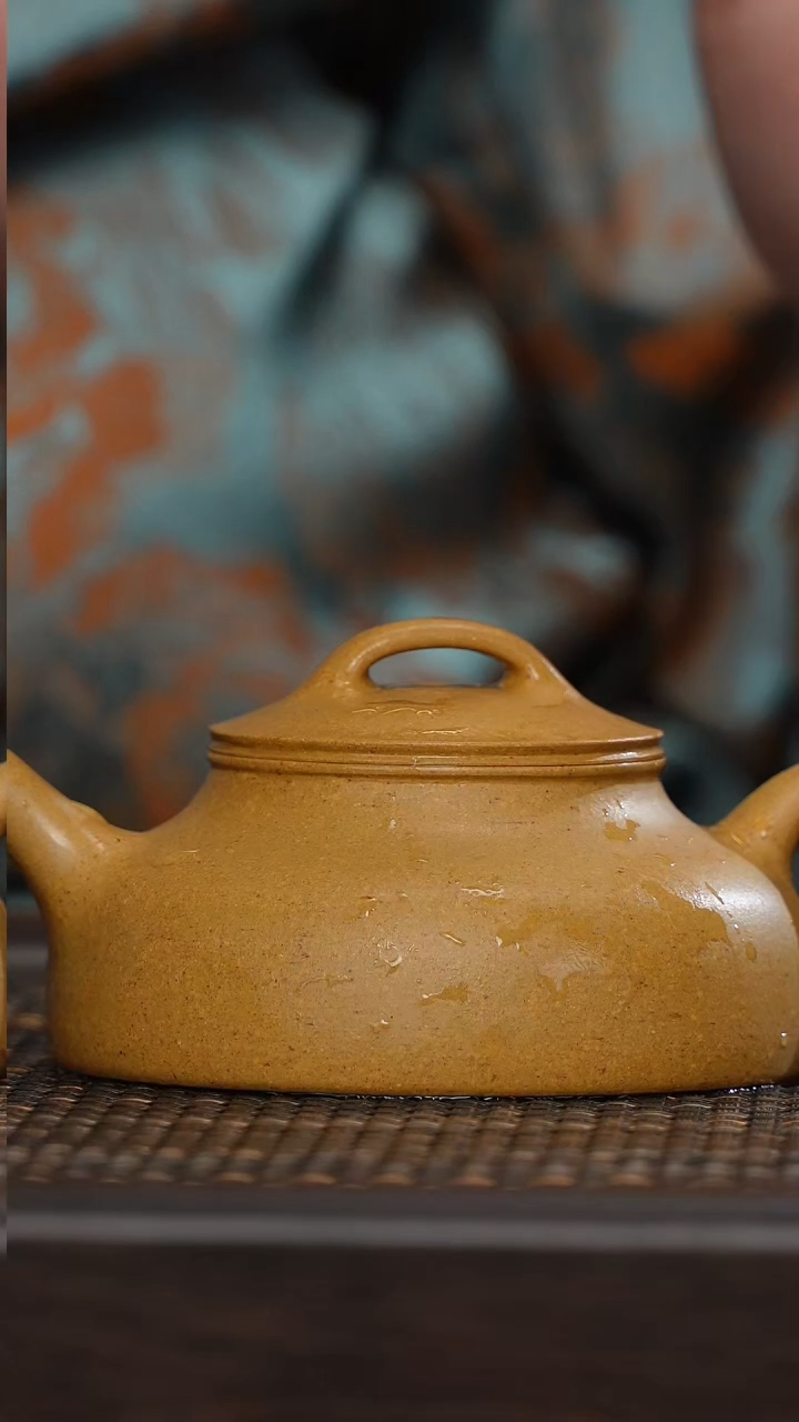 【闪购商品】紫砂茶杯非遗茶器-中间石瓢（蟹黄段）