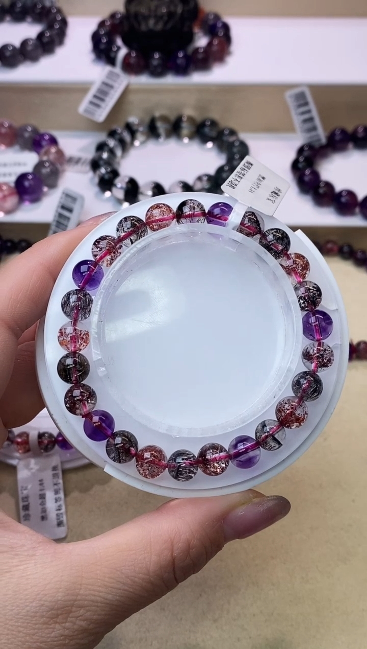【闪购商品】水晶手链未镶嵌黑加仑超七7m+