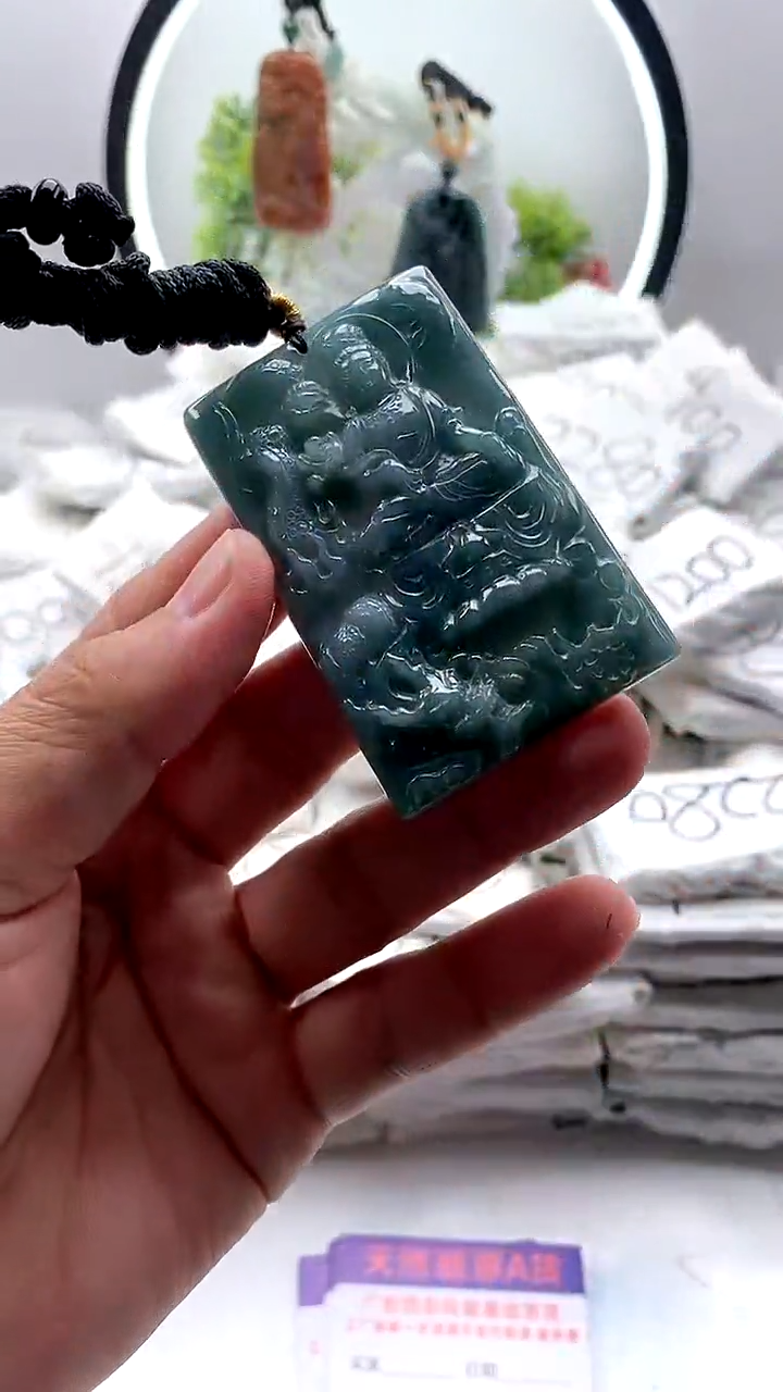 【闪购商品】翡翠颈饰未镶嵌大势至