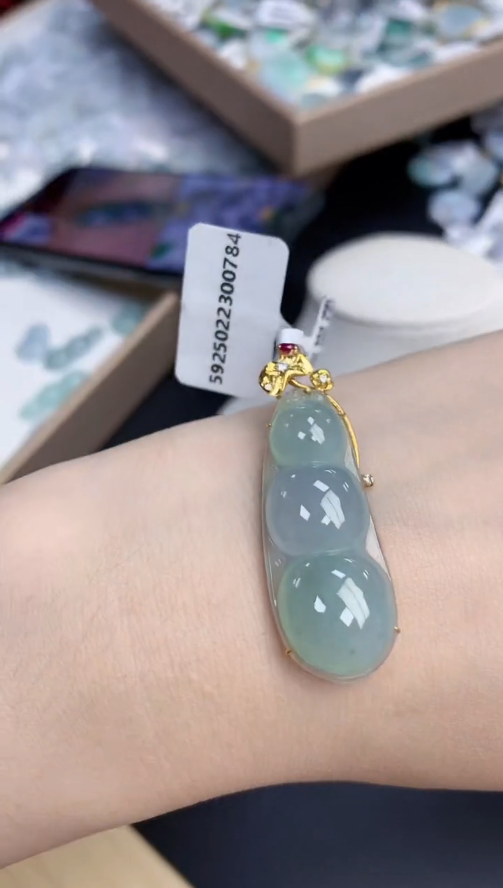 【闪购商品】翡翠颈饰18K金镶嵌天然缅甸翡翠A货
