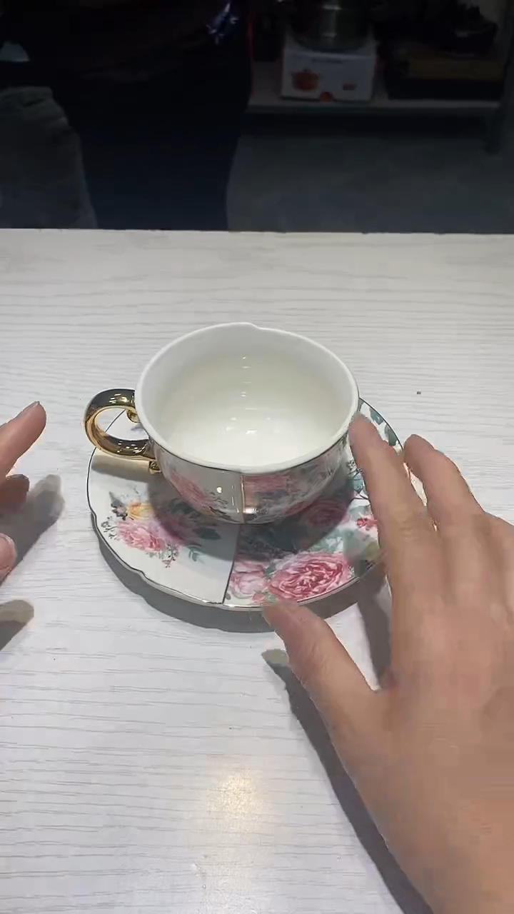 瓷片生活的本意就是开心@@1