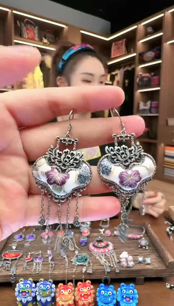 【闪购商品】织绣102黔东南苗族刺绣