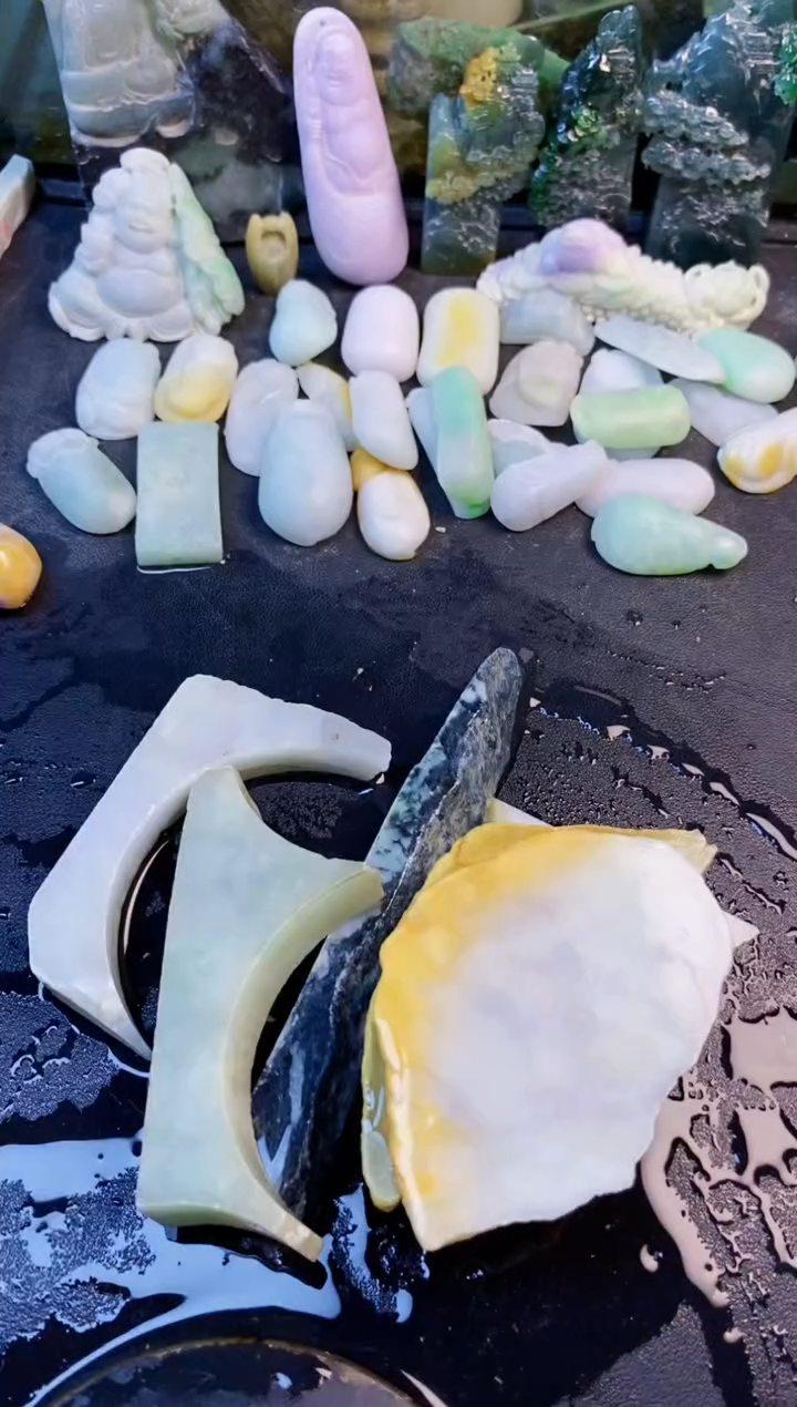 颈饰未镶嵌翡翠天然翡翠013