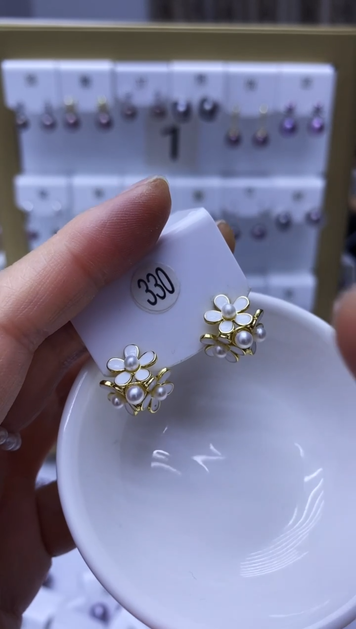 未镶嵌耳饰淡水珍珠330