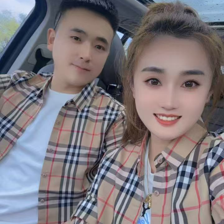 聪哥推荐，新款翻领格子情侣款衬衫外套915