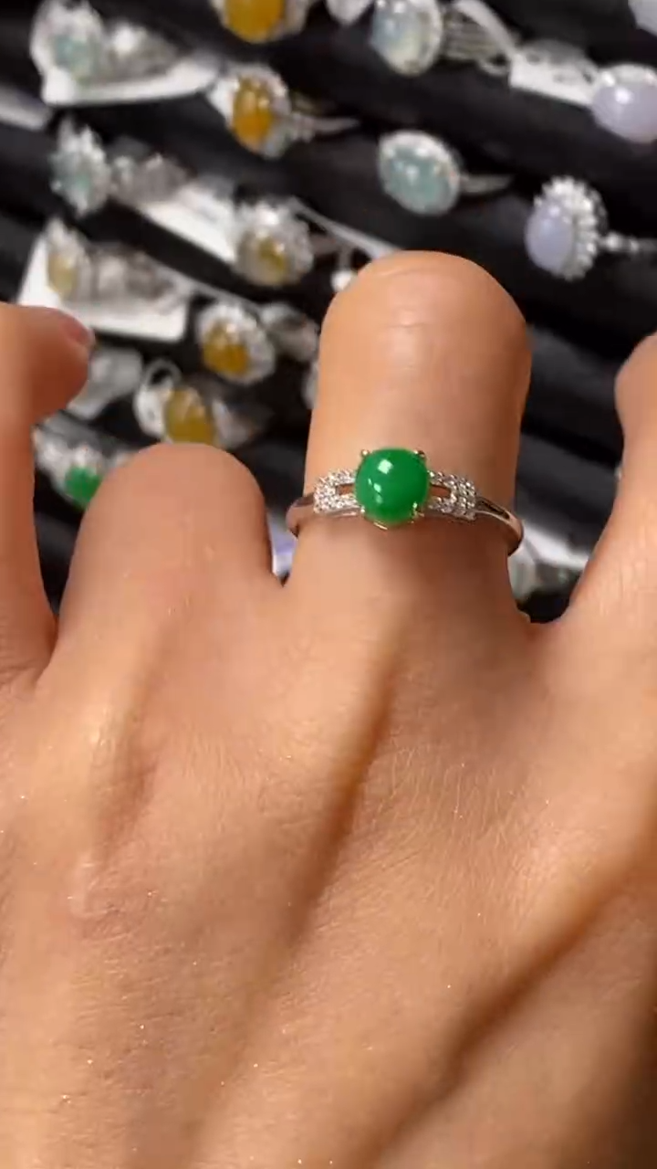 【闪购商品】翡翠戒指银S925镶嵌9341